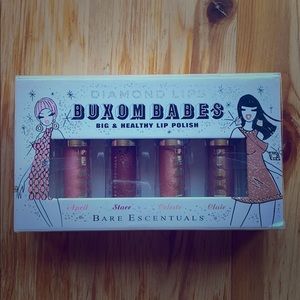 Bare Essentials lip plumping gloss set of 4
